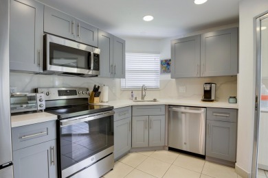 Beach Condo For Sale in Lake Worth, Florida