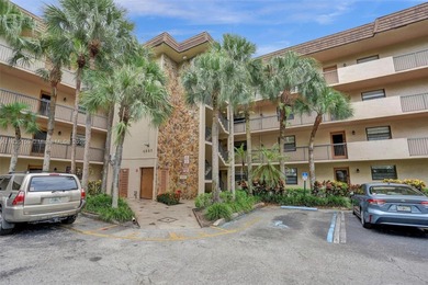 Beach Condo For Sale in Tamarac, Florida