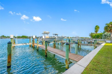 Beach Townhome/Townhouse For Sale in Treasure Island, Florida