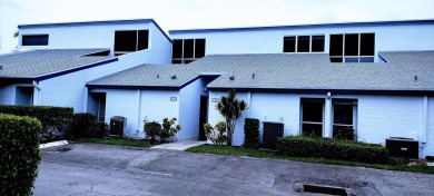 Beach Townhome/Townhouse For Sale in North Palm Beach, Florida