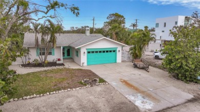 Beach Home For Sale in Sarasota, Florida