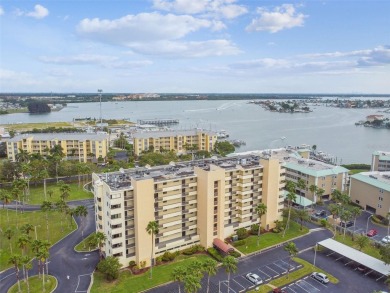 Beach Condo For Sale in Madeira Beach, Florida