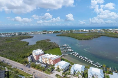 Beach Condo For Sale in Englewood, Florida