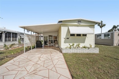 Beach Home For Sale in Bradenton, Florida