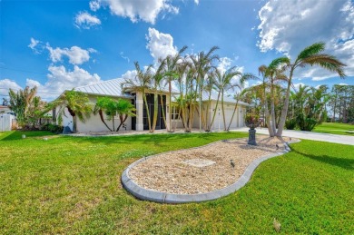 Beach Home For Sale in Venice, Florida