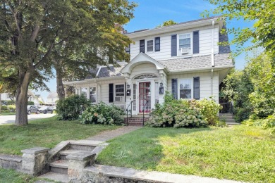 Beach Home For Sale in Stamford, Connecticut