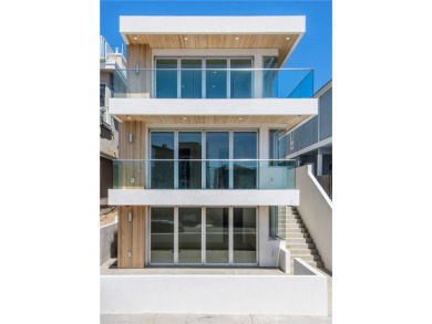 Beach Home For Sale in Hermosa Beach, California