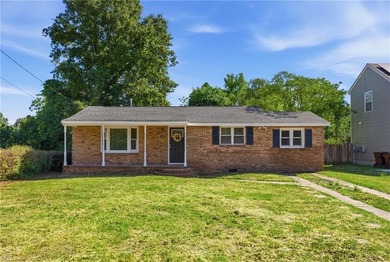 Beach Home For Sale in Chesapeake, Virginia