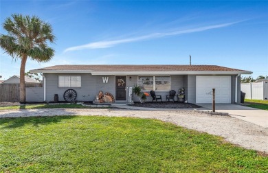 Beach Home For Sale in Venice, Florida