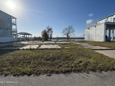 Beach Lot For Sale in Biloxi, Mississippi