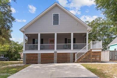 Beach Home For Sale in Oak Island, North Carolina