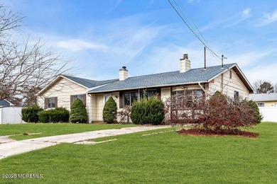 Beach Home For Sale in Toms River, New Jersey