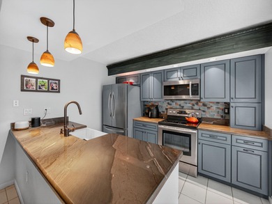 Beach Townhome/Townhouse For Sale in Jupiter, Florida