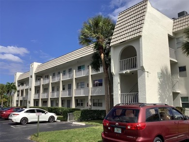 Beach Condo For Sale in Sunrise, Florida