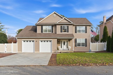 Beach Home For Sale in Toms River, New Jersey