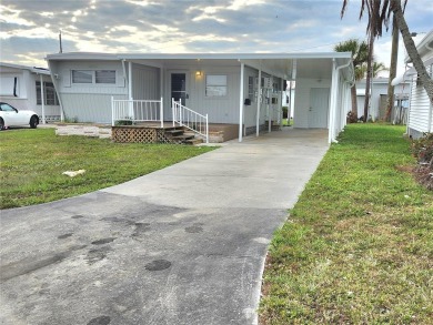 Beach Home For Sale in Venice, Florida