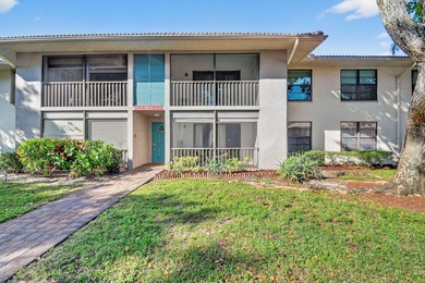 Beach Condo For Sale in Boynton Beach, Florida