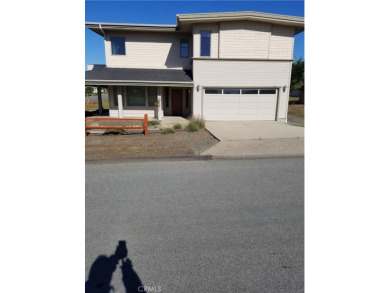 Beach Home For Sale in Cambria, California