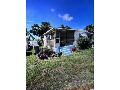 Beach Home For Sale in Palm Beach Gardens, Florida