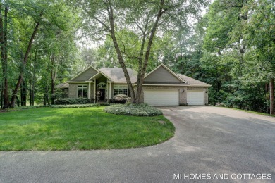 Beach Home For Sale in Holland, Michigan