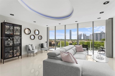 Beach Condo For Sale in Aventura, Florida