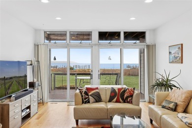 Beach Condo For Sale in East Marion, New York