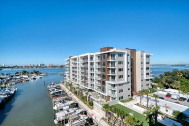 Beach Condo For Sale in Clearwater, Florida