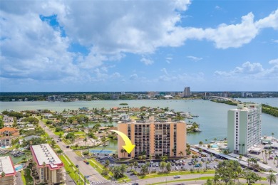 Beach Condo For Sale in Clearwater Beach, Florida