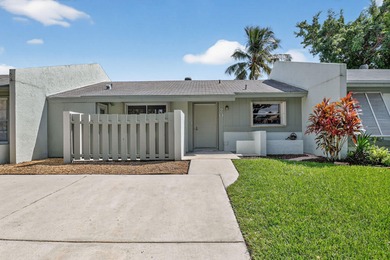 Beach Home For Sale in Boynton Beach, Florida