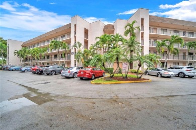Beach Condo For Sale in Sunrise, Florida