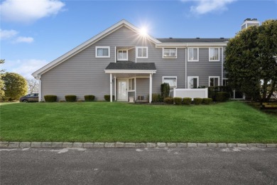 Beach Condo For Sale in Moriches, New York