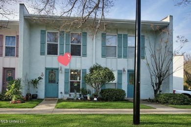 Beach Condo For Sale in Ocean Springs, Mississippi