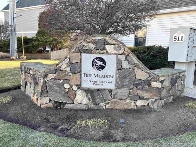 Beach Condo Sale Pending in Rye, New Hampshire