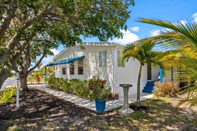 Beach Home For Sale in Hobe Sound, Florida