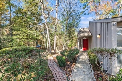 Beach Condo Active Under Contract in Mandeville, Louisiana