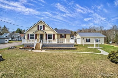 Beach Home For Sale in Chassell, Michigan