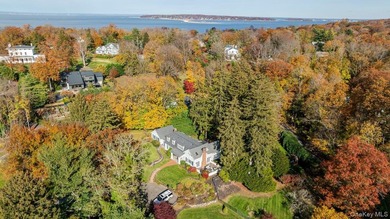 Beach Home Sale Pending in Huntington Bay, New York