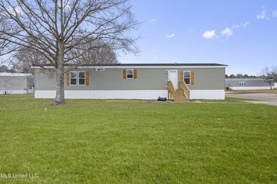 Beach Home For Sale in Ocean Springs, Mississippi