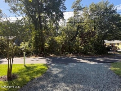 Beach Lot For Sale in Emerald Isle, North Carolina