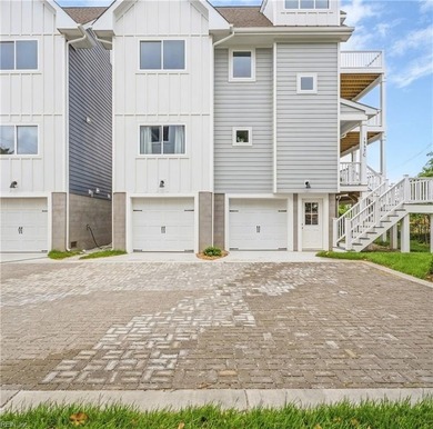 Beach Home For Sale in Norfolk, Virginia