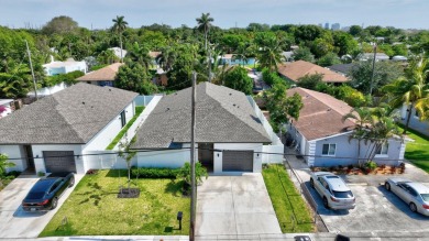 Beach Home For Sale in West Palm Beach, Florida