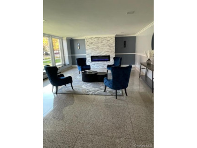 Beach Condo For Sale in Howard Beach, New York