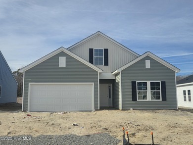 Beach Home Active Under Contract in Sneads Ferry, North Carolina