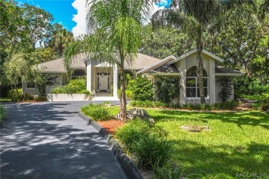 Beach Home For Sale in Crystal River, Florida