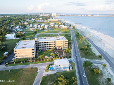 Beach Condo For Sale in Gulfport, Mississippi