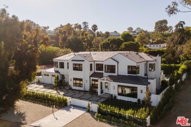 Beach Home For Sale in Pacific Palisades, California