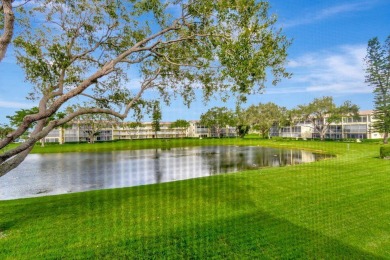 Beach Condo For Sale in Boca Raton, Florida