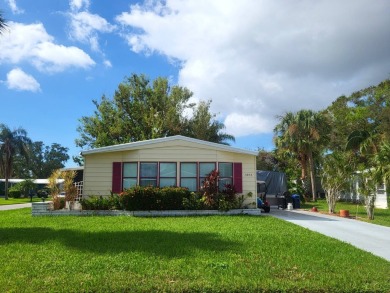 Beach Home For Sale in Sarasota, Florida