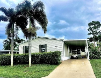 Beach Home For Sale in Boynton Beach, Florida