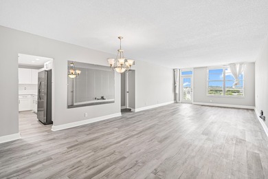 Beach Condo For Sale in Boca Raton, Florida
